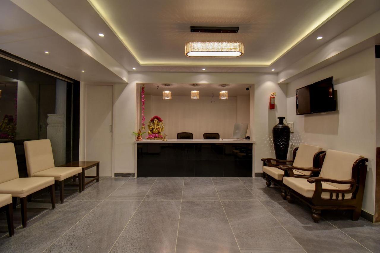 Elite Hotel 罗纳瓦拉 外观 照片