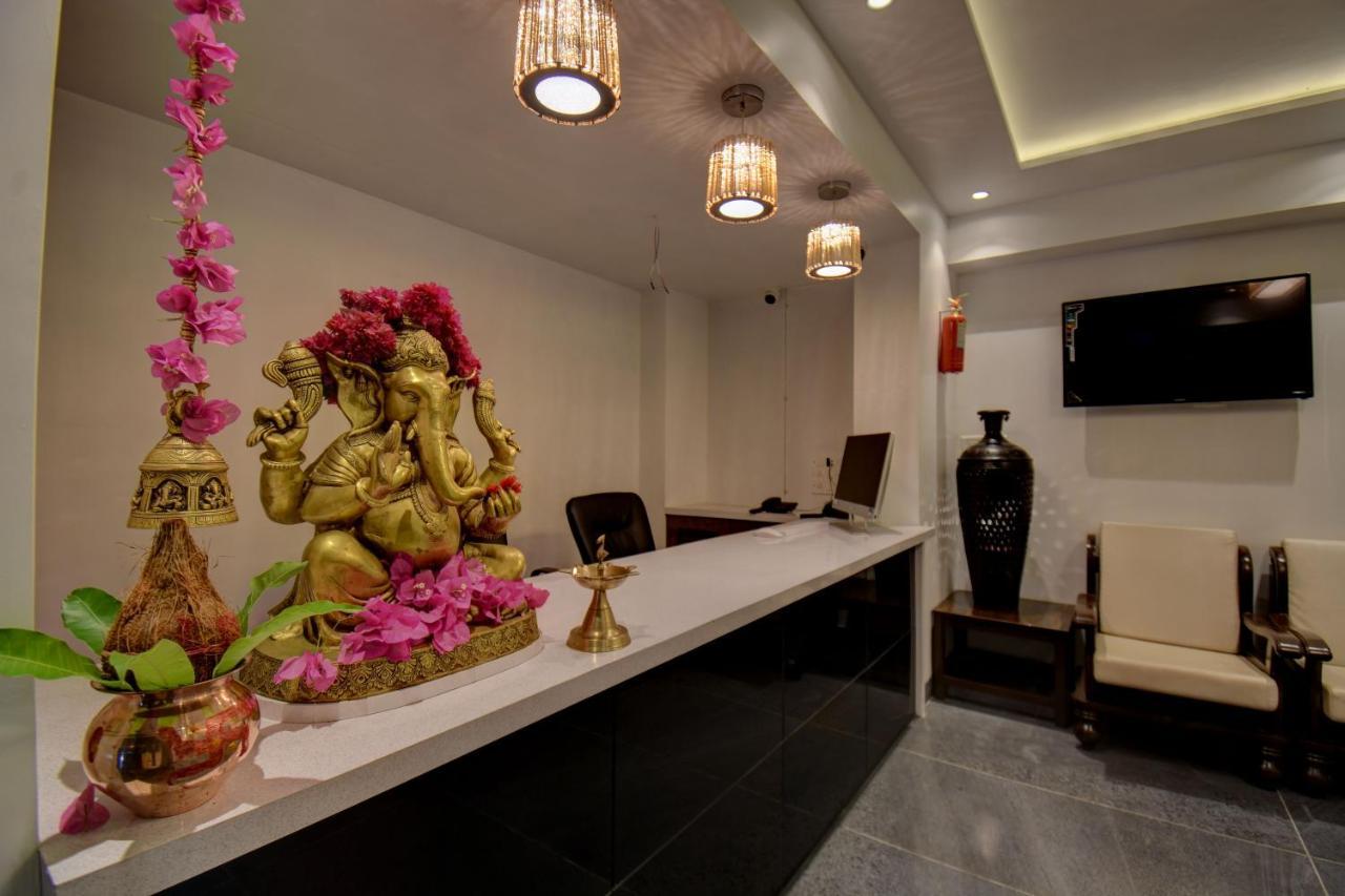 Elite Hotel 罗纳瓦拉 外观 照片