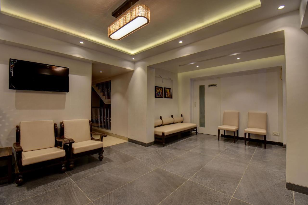 Elite Hotel 罗纳瓦拉 外观 照片