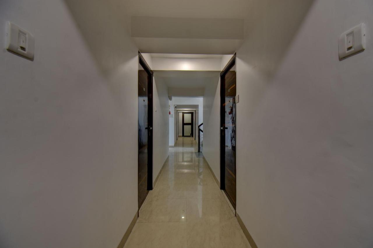 Elite Hotel 罗纳瓦拉 外观 照片