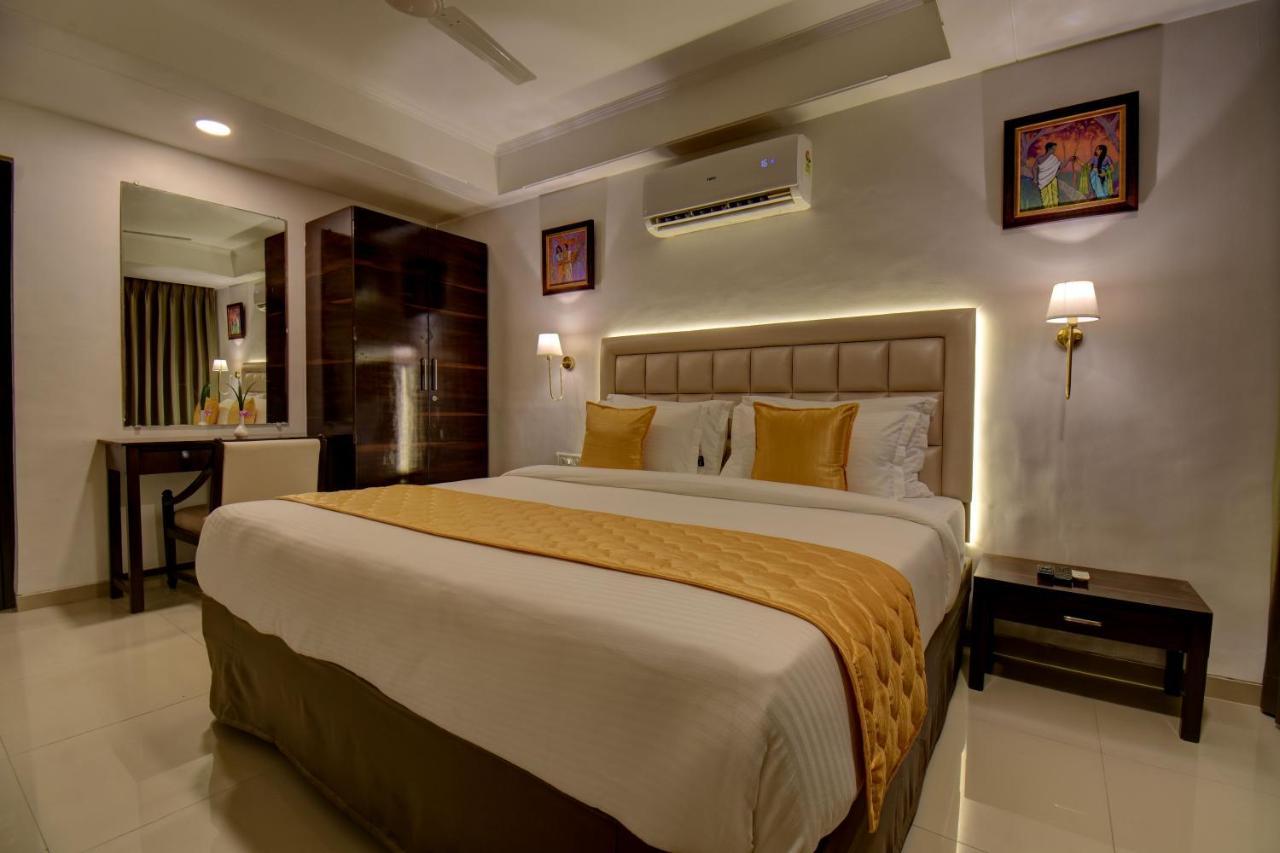 Elite Hotel 罗纳瓦拉 外观 照片