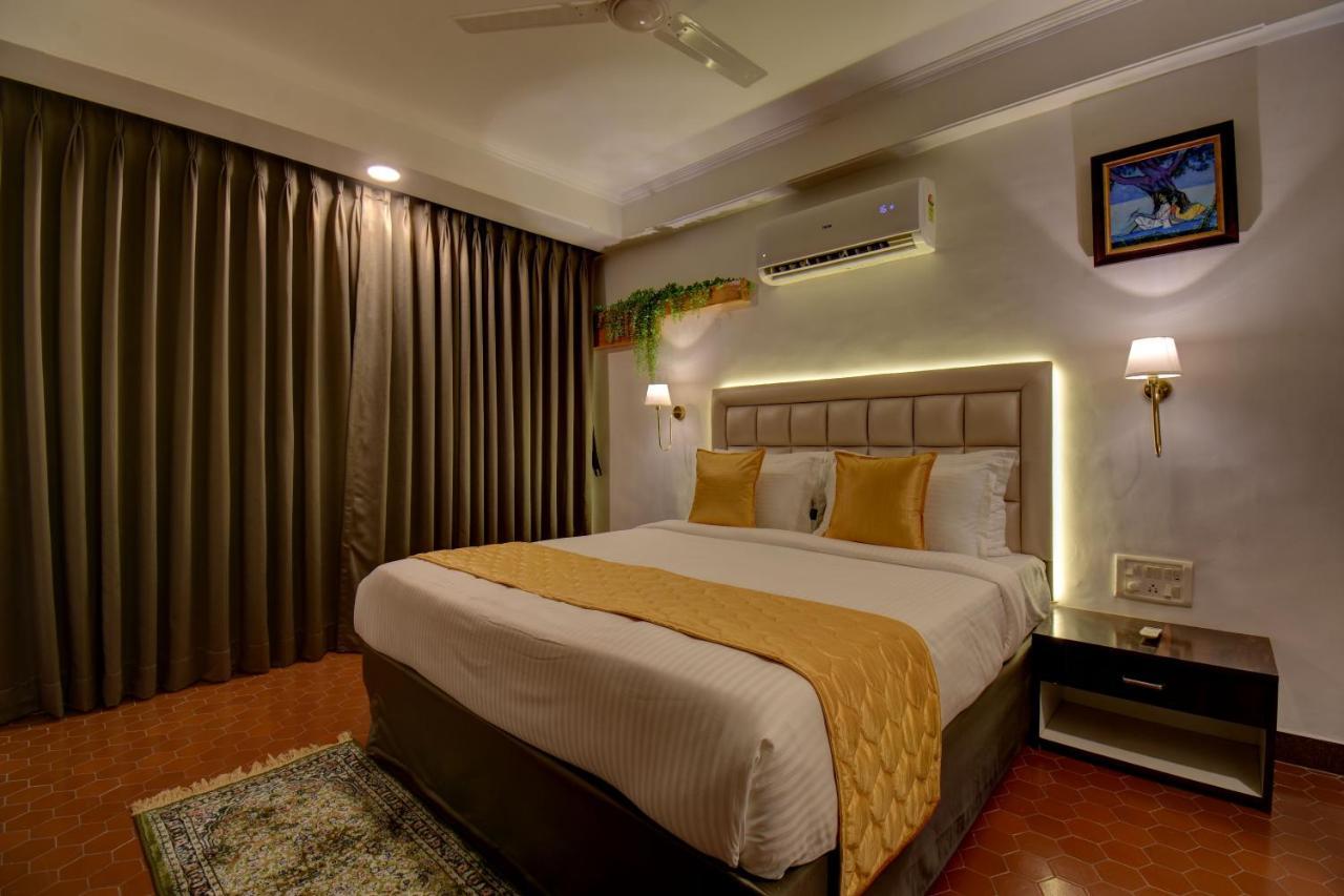 Elite Hotel 罗纳瓦拉 外观 照片