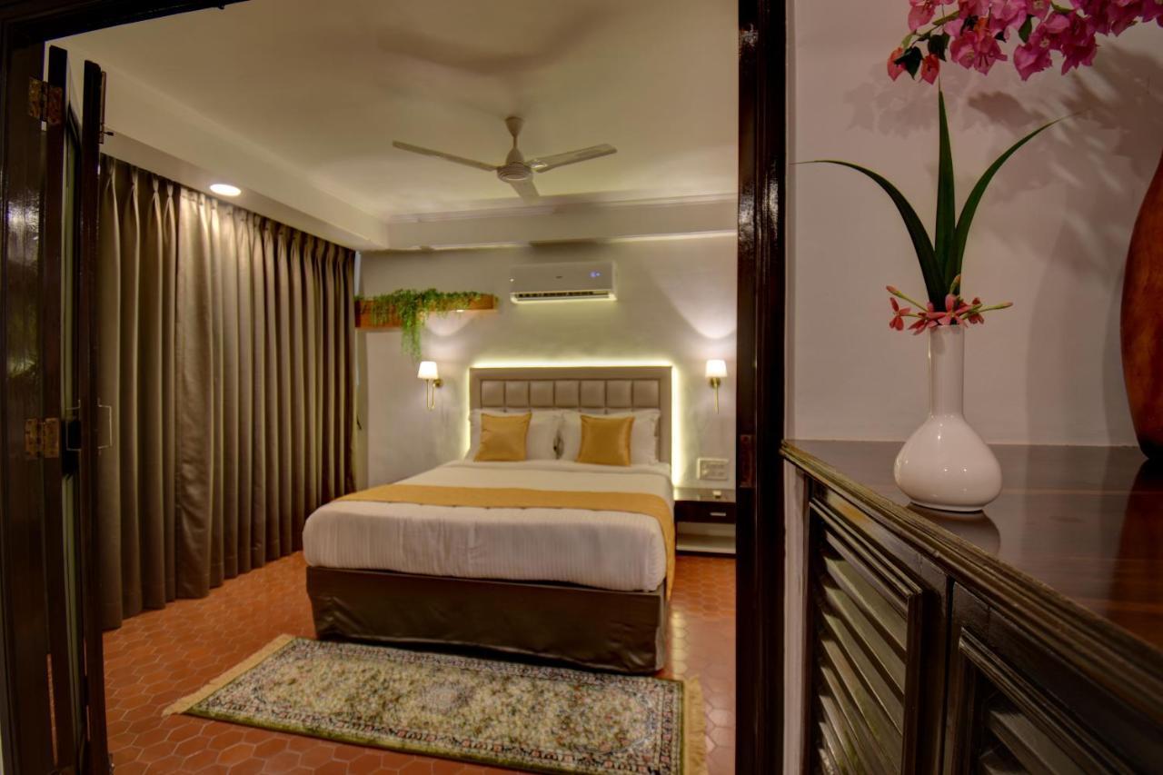 Elite Hotel 罗纳瓦拉 外观 照片