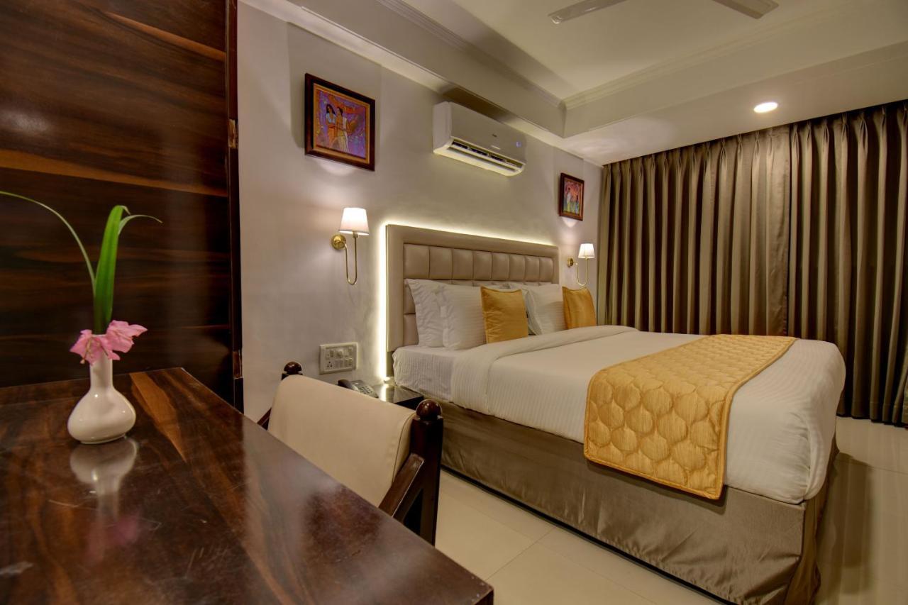 Elite Hotel 罗纳瓦拉 外观 照片